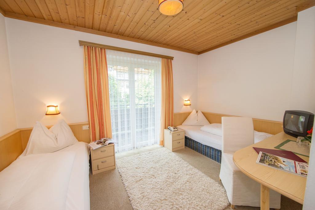 Pension Margarete Zell am See Eksteriør billede